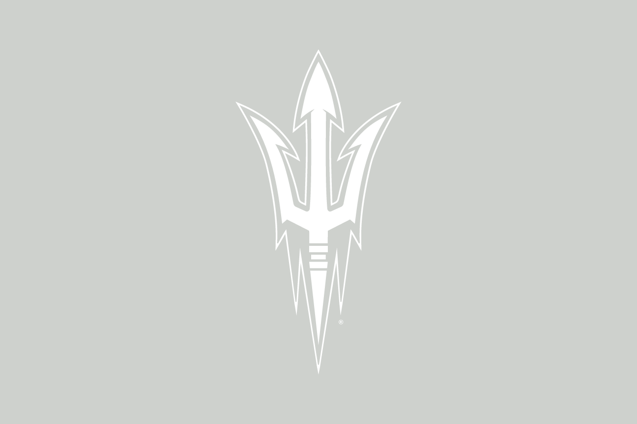 Pitchfork, white single color on grey variant, cell 4