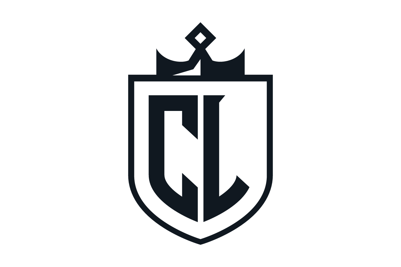 CL monogram with crown in shield, black/white variant, cell 32