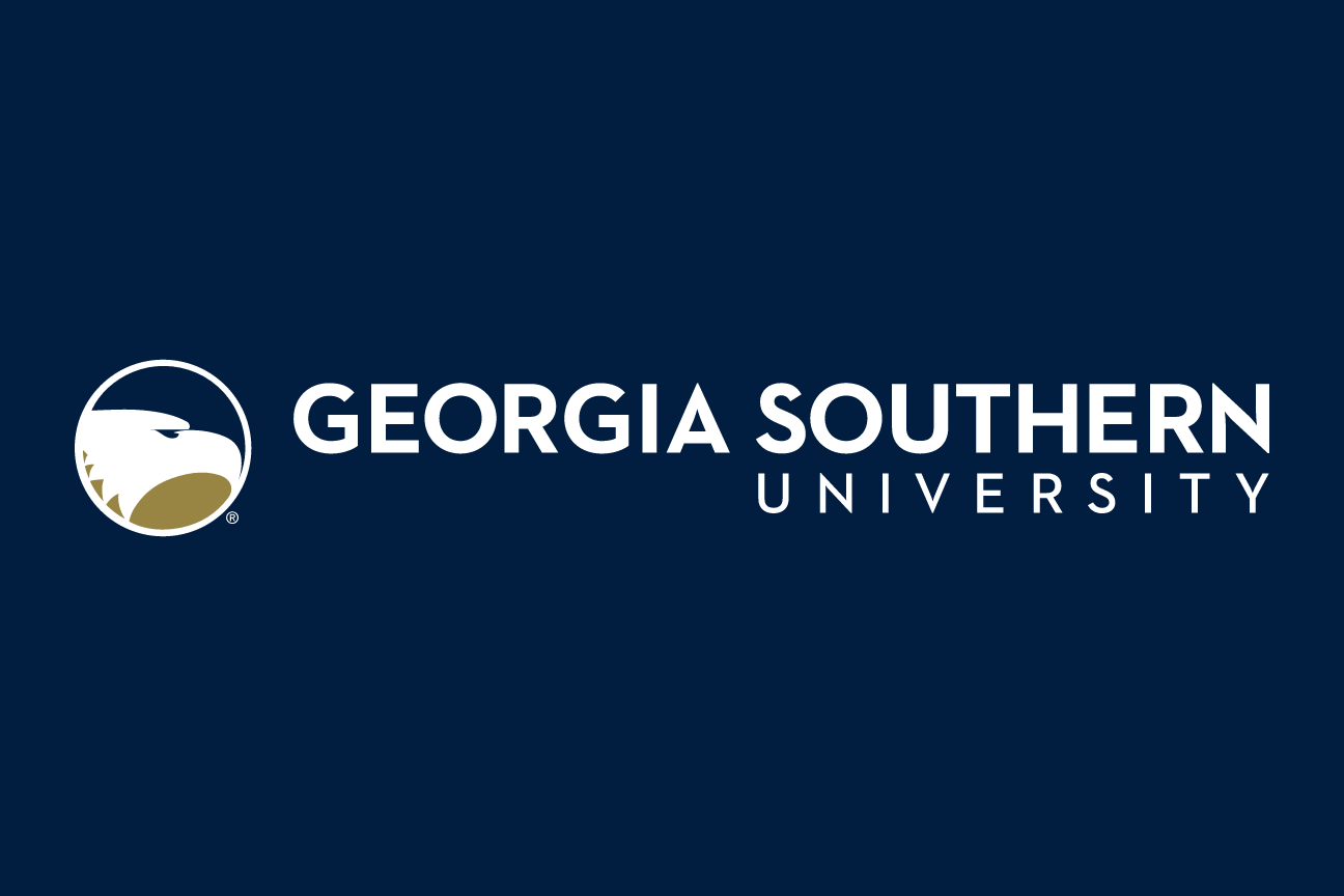 eagle head with university name, horizontal white on blue variant, cell 12