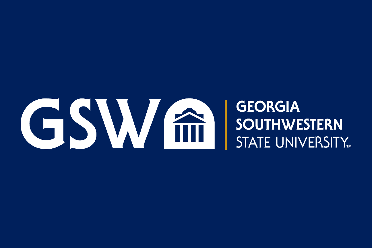 GSW primary logo horizontal, white on blue variant, cell 8