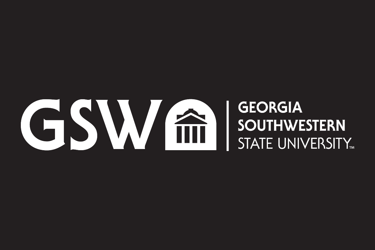 GSW primary logo horizontal, white on black variant, cell 11