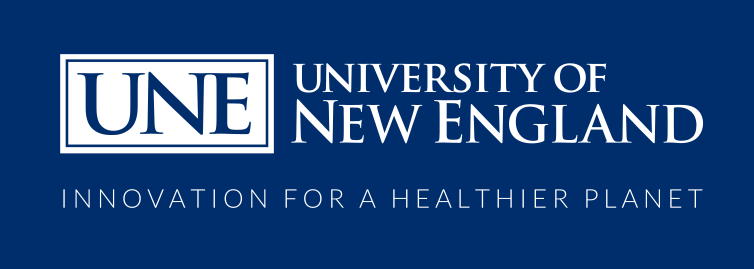 UNE University of New England wordmark, horizontal with tagline, white on blue variant, cell 118